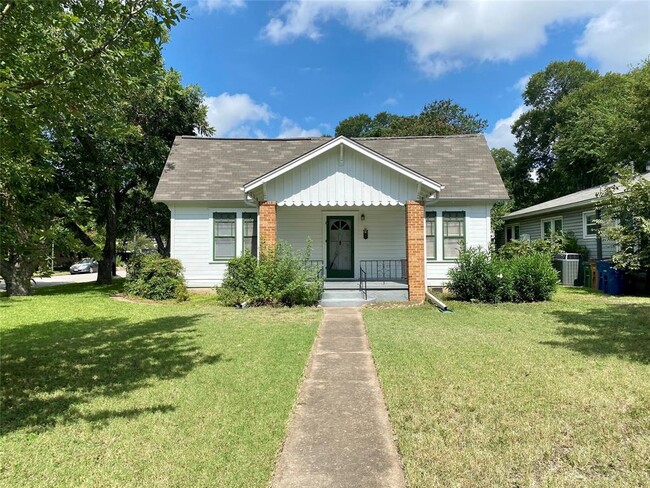 Primary Photo - 2800 Dancy St