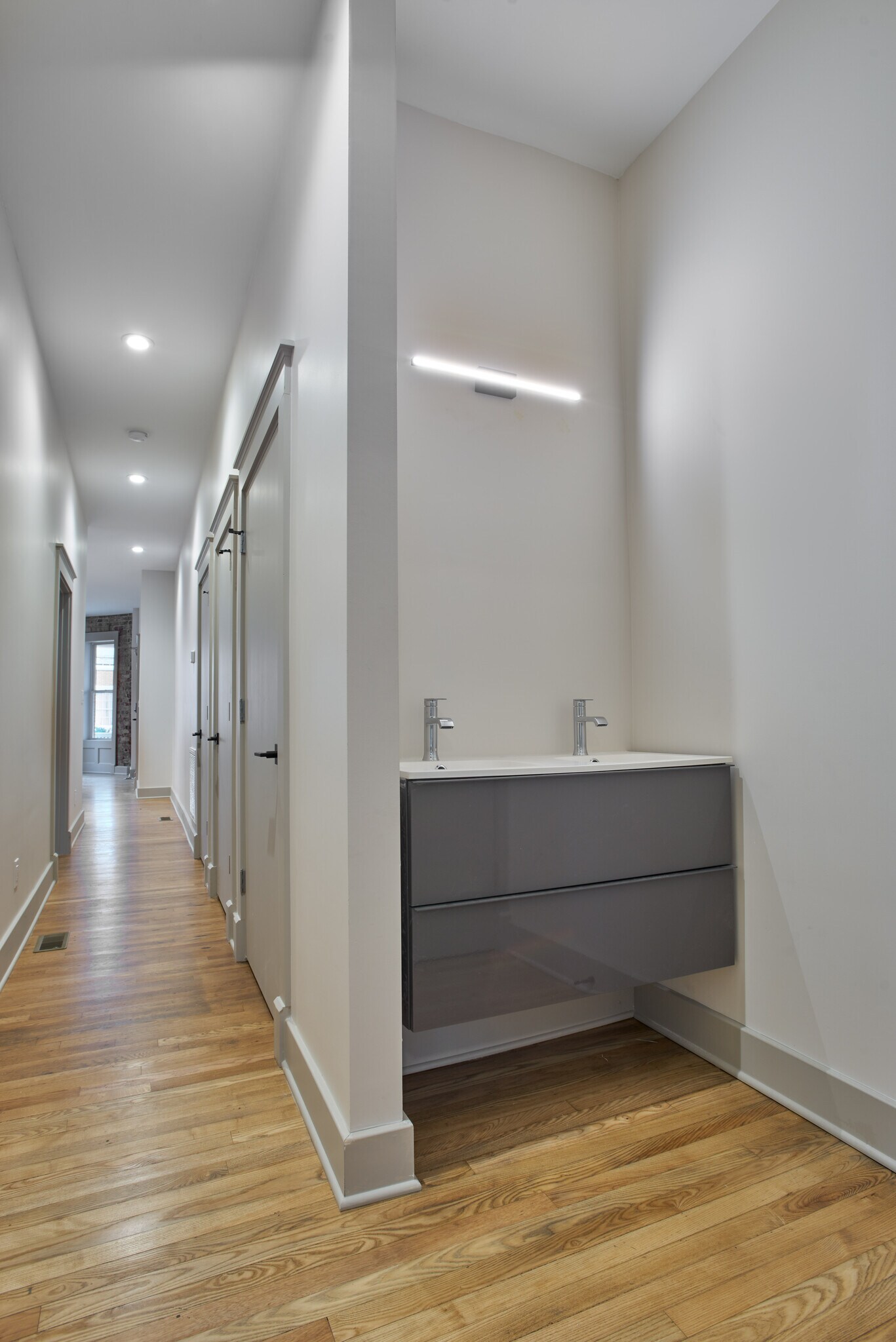 Building Photo - 509 N Central St