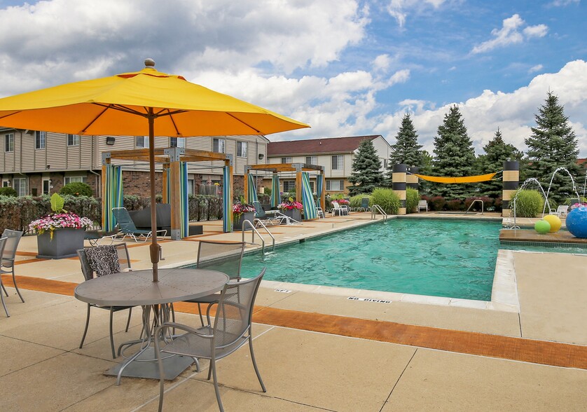 Building Photo - Parkview Ridge Apartments and Townhomes