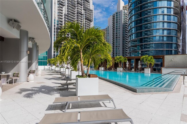 Building Photo - 200 Biscayne Boulevard Way