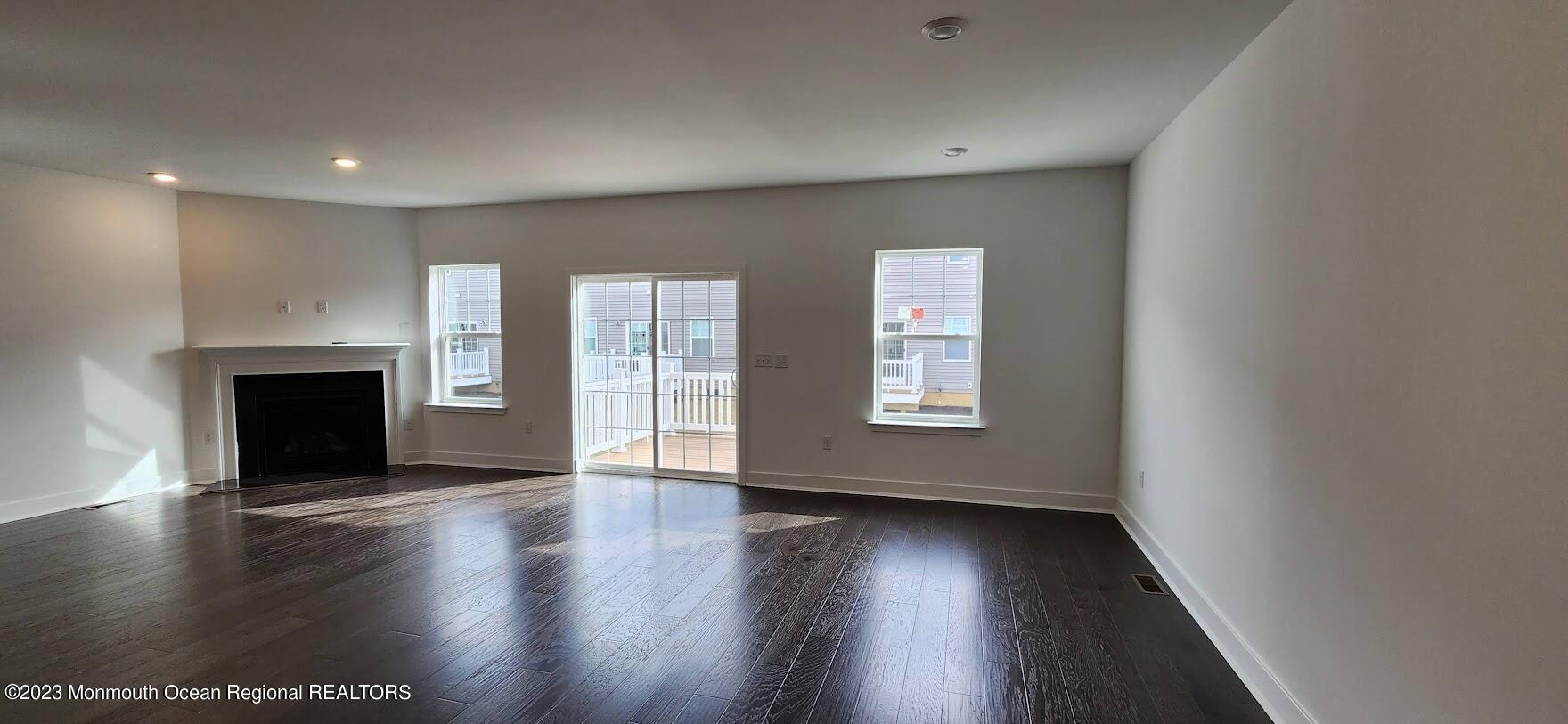 Building Photo - 3105 Aviator Ave