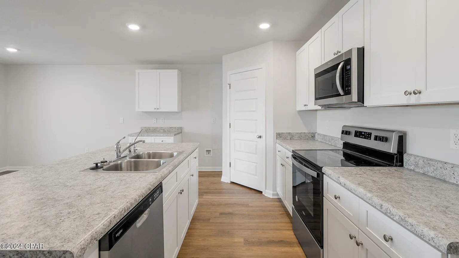 Building Photo - 5136 Rivergrass Dr