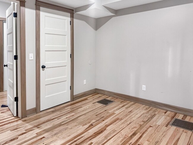 Building Photo - 800 Douglas St NW