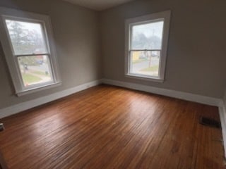 Building Photo - 2702 Midland Ave