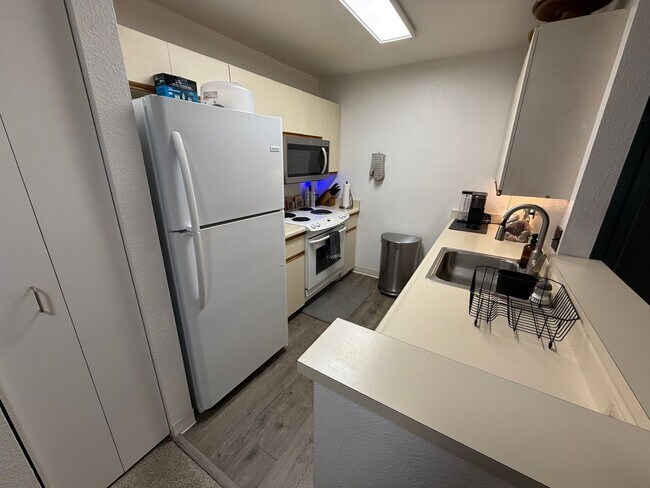 Building Photo - Kihei Villages 2 Bedroom/1.5 Bathroom