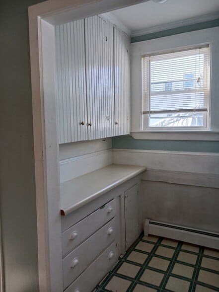 Building Photo - 83 Elkins St