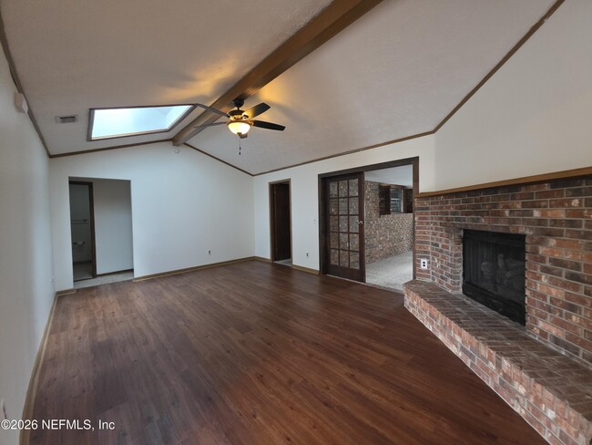 Building Photo - 8879 Heavenside Ct