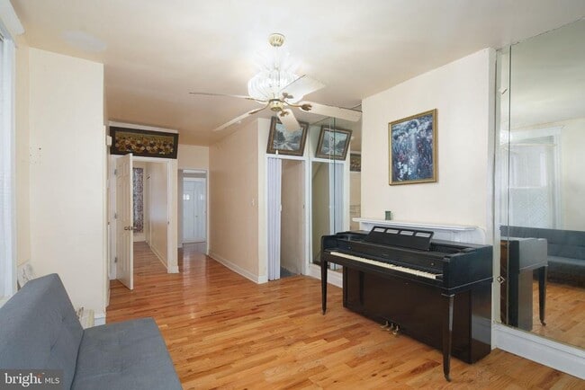 Building Photo - 3118 Haverford Ave