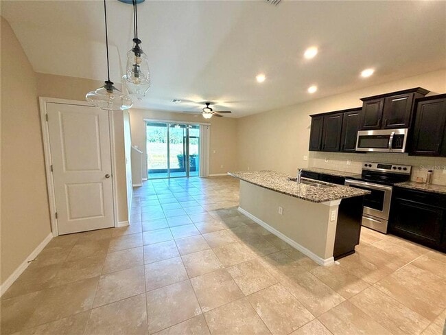 Building Photo - 2463 Midnight Pearl Dr