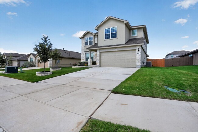 Building Photo - Spacious 5BR Home with Game Room, First-Floor Primary Suite & Appliances Included