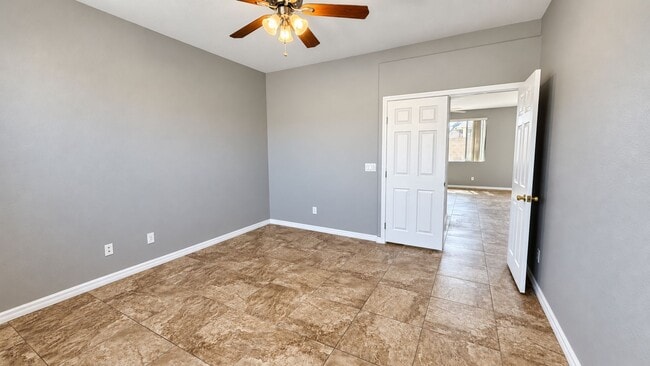 Building Photo - 7617 Pioneer Ranch Ave