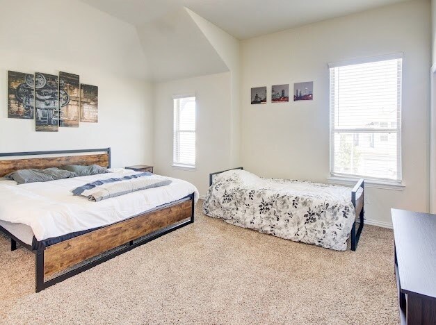 Building Photo - 1646 Ryon Falls Dr