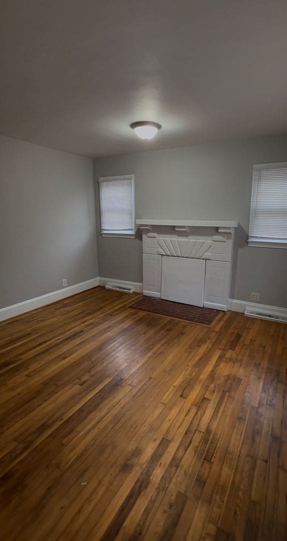 Building Photo - NOW LEASING — A Beautiful 2-Bedroom Home in Winston-Salem!