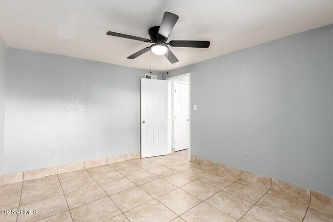 Building Photo - 1920 W Tonto St