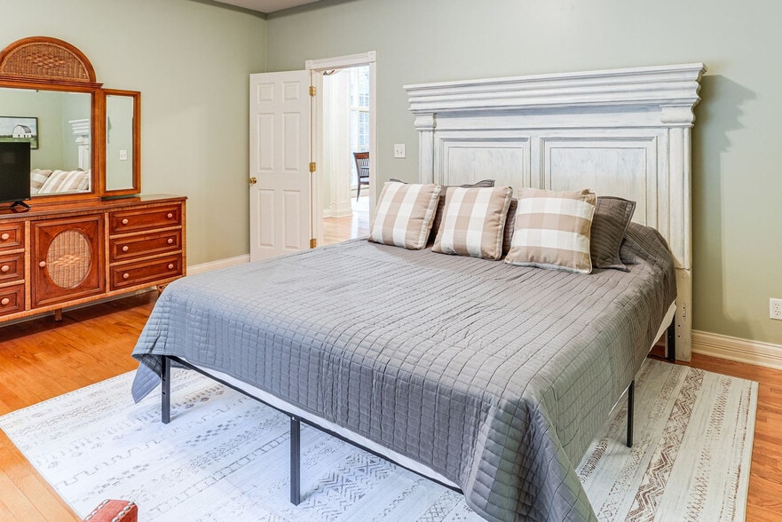Building Photo - 16071 Winding Ridge Trail