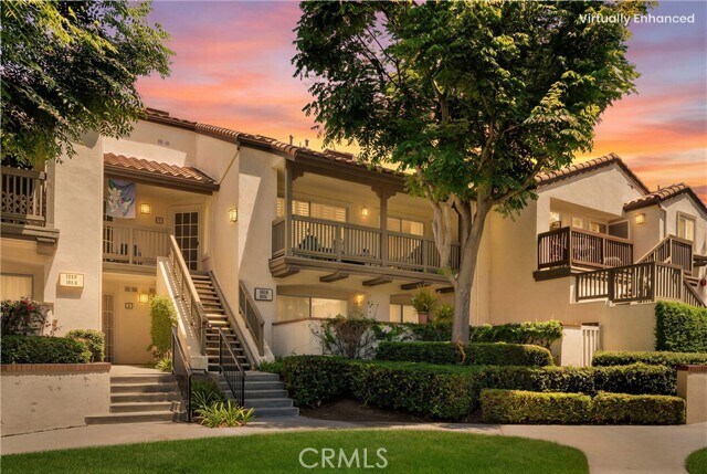 Building Photo - 104 S Cross Creek Rd