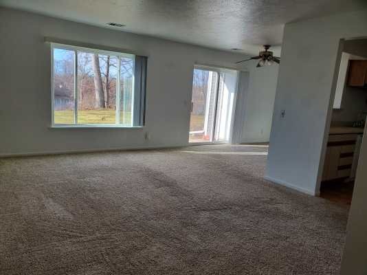 Building Photo - 725 Keenway Cir