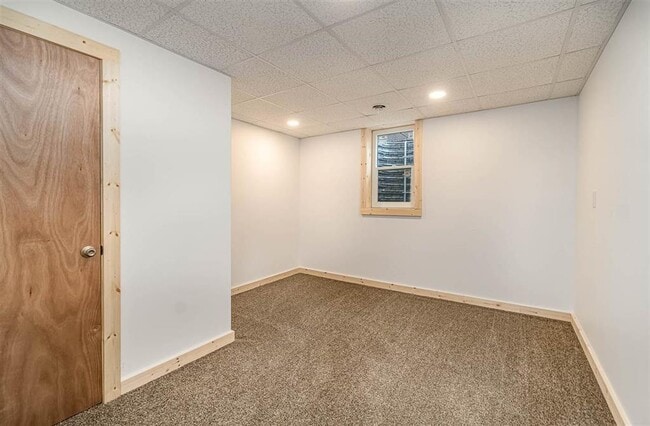 Building Photo - Spacious 4 bed / 2 bath Midland home - $20...