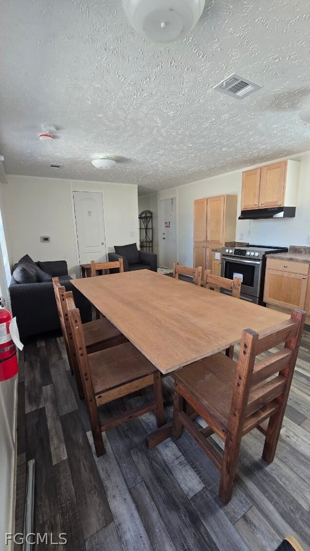 Building Photo - 4850 Pioneer 16th St