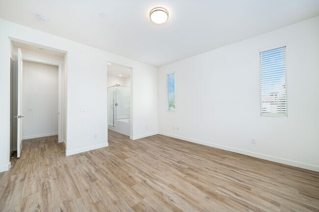 Building Photo - 49211 Garland St