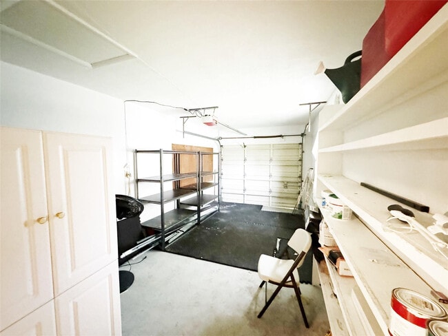 Building Photo - 9602 NW 72nd St