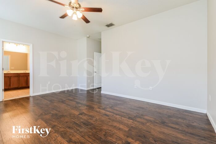 Building Photo - 1746 Sereno Dr