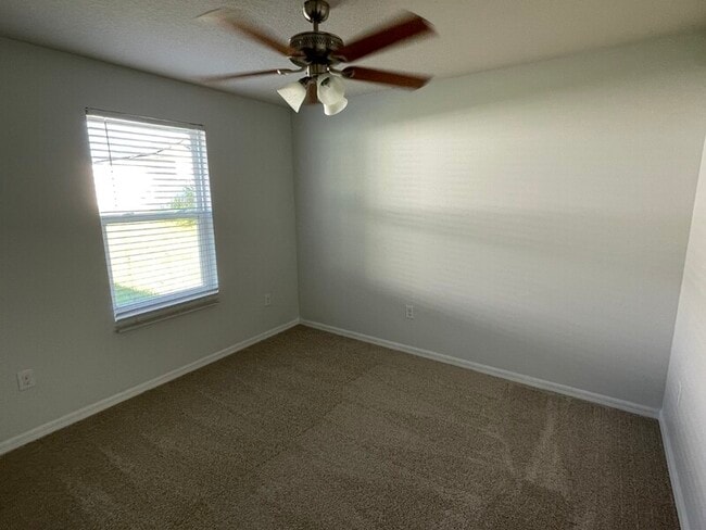 Building Photo - 1402 Kissimmee Ct