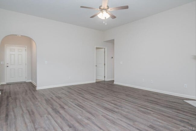 Building Photo - 6147 Ridgeside Boulevard