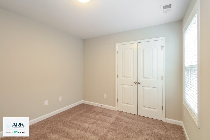 Building Photo - 7837 Waterwillow Dr