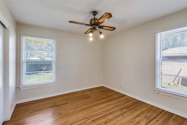 Building Photo - 3227 San Vicente Ave