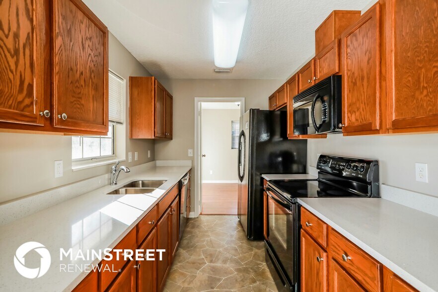 Building Photo - 5505 Enchanted Dr