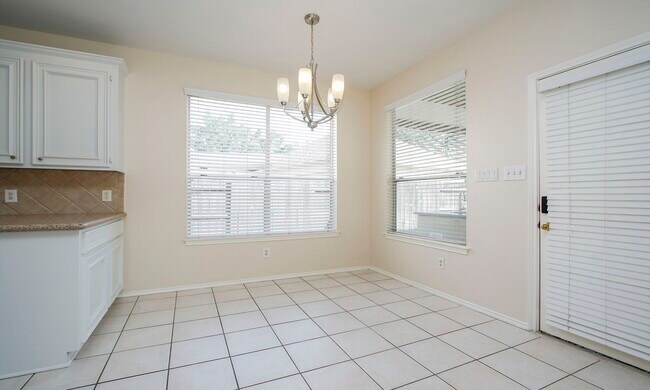 Building Photo - 16207 Waiting Spring Cir