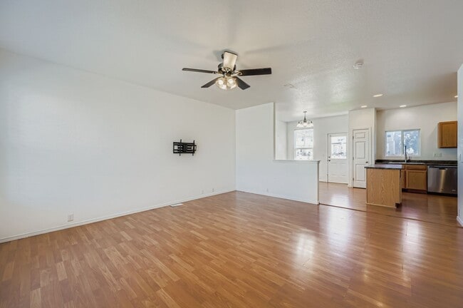 Building Photo - 7398 Countryside Grove