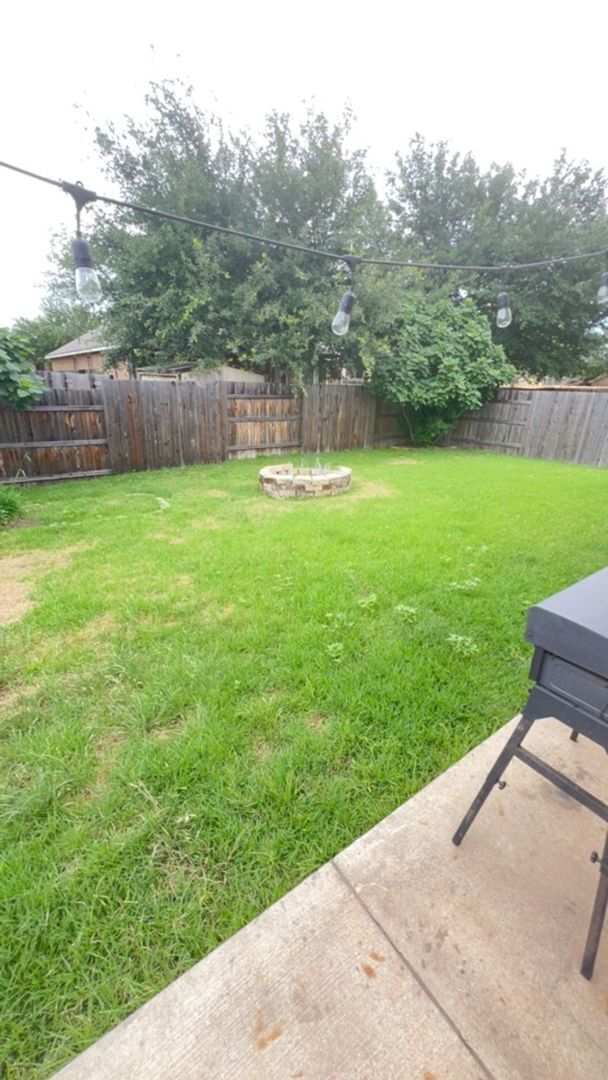 Building Photo - 3 Bedroom Home in Pioneer Crossing