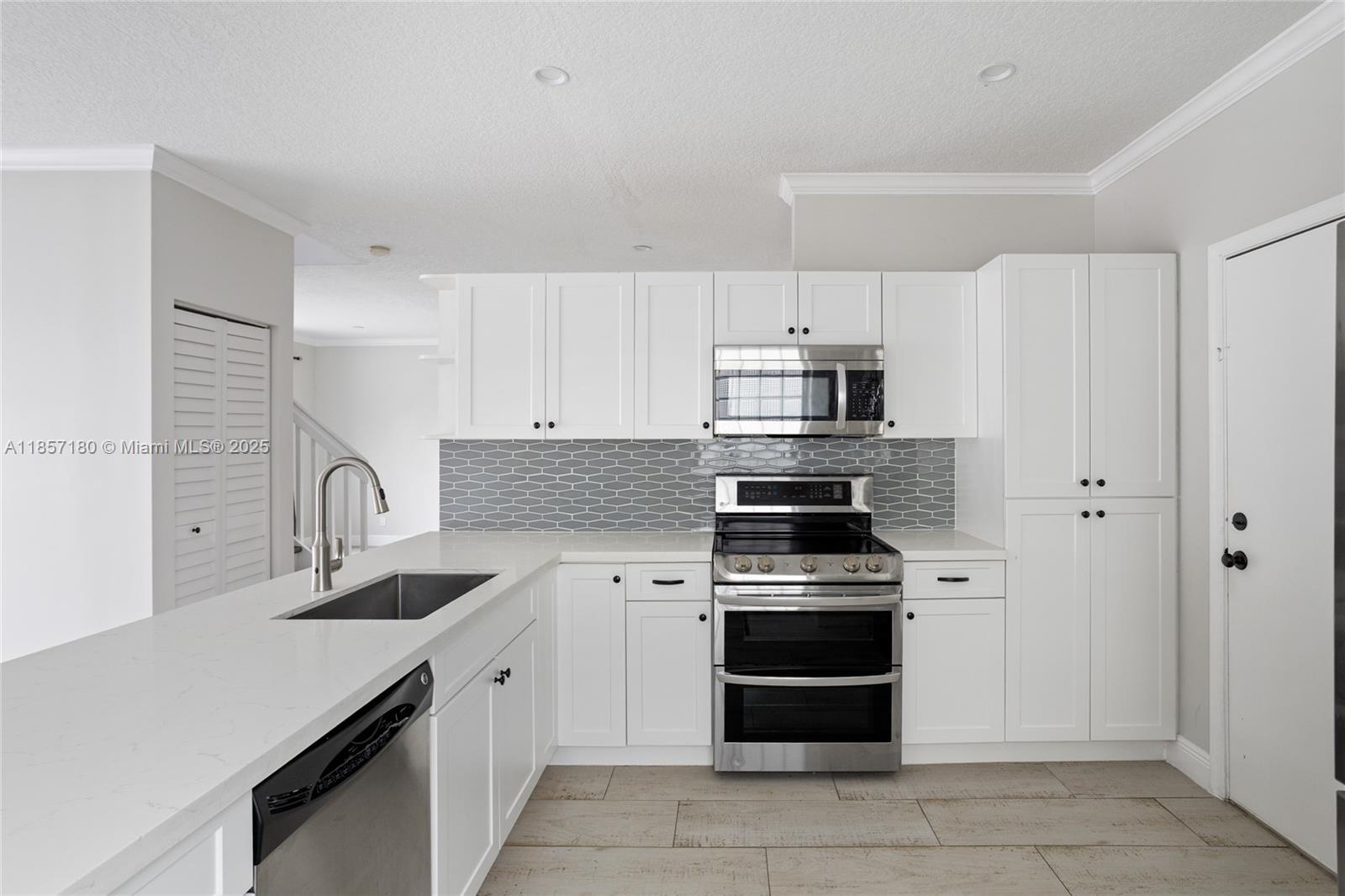 Building Photo - 15141 SW 49th St