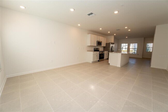 Building Photo - 7029 Rosy Sky Ave