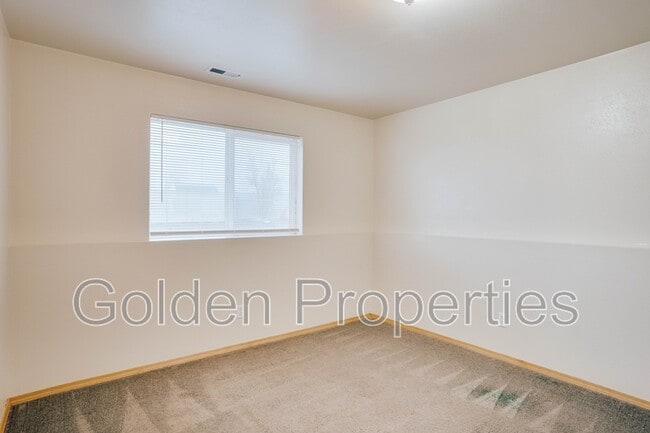 Building Photo - 11726 N Stinson Loop