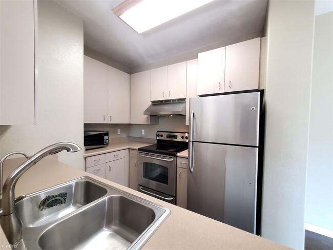 Building Photo - 1 br, 1 bath Condo - 35560 Monterra Terrac...