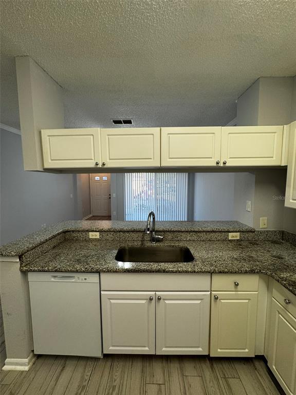 Building Photo - 2513 White Magnolia Way