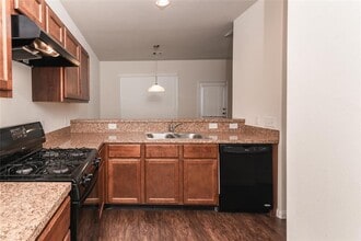 Building Photo - 14718 Jennys Park Pl
