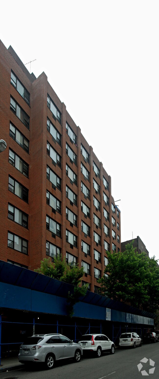 Americana Tower 8805 Merrick Blvd Jamaica NY 11432 Apartment Finder