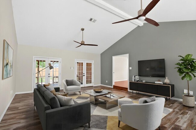 Building Photo - Beautiful Diamondhead Home