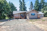 Building Photo - 2100 Kenwood Dr