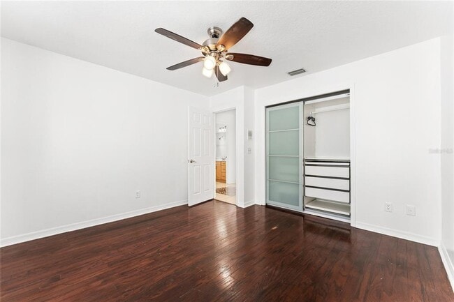 Building Photo - 8101 Canyon Lake Cir