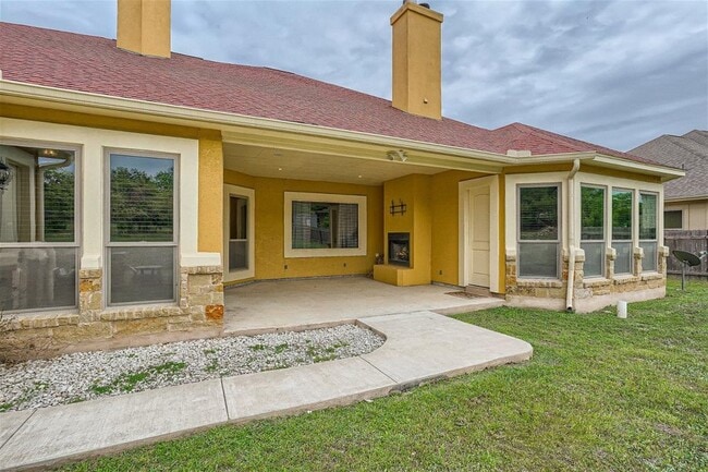 Building Photo - 15207 Nightingale Ln