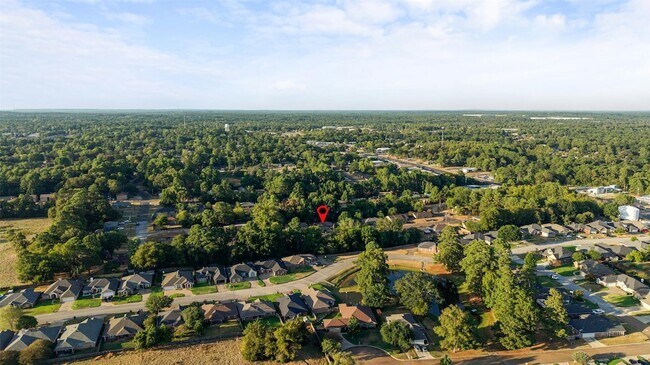 Building Photo - 309 Blake Dr
