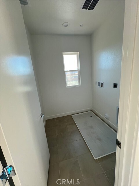 Building Photo - 75189 Aldrich Dr