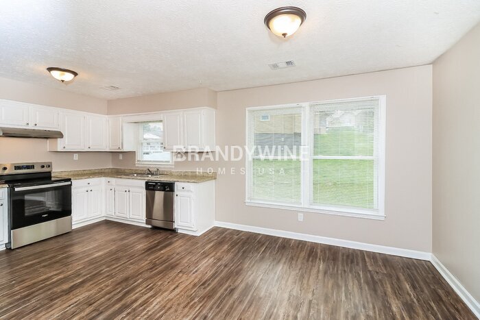 Building Photo - 295 Wilson Mill Rd SW