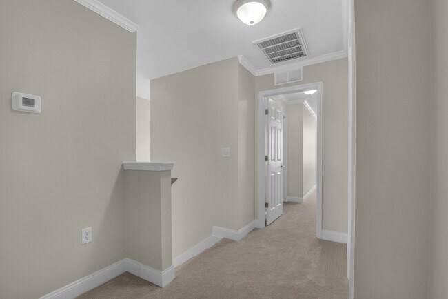 Building Photo - 537 Wingspan Way