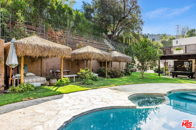 Building Photo - 3092 Laurel Canyon Blvd